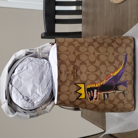 Coach X Jean Michel Basquiat Town Bucket Bag In Signature Canvas - Picture 9 of 9